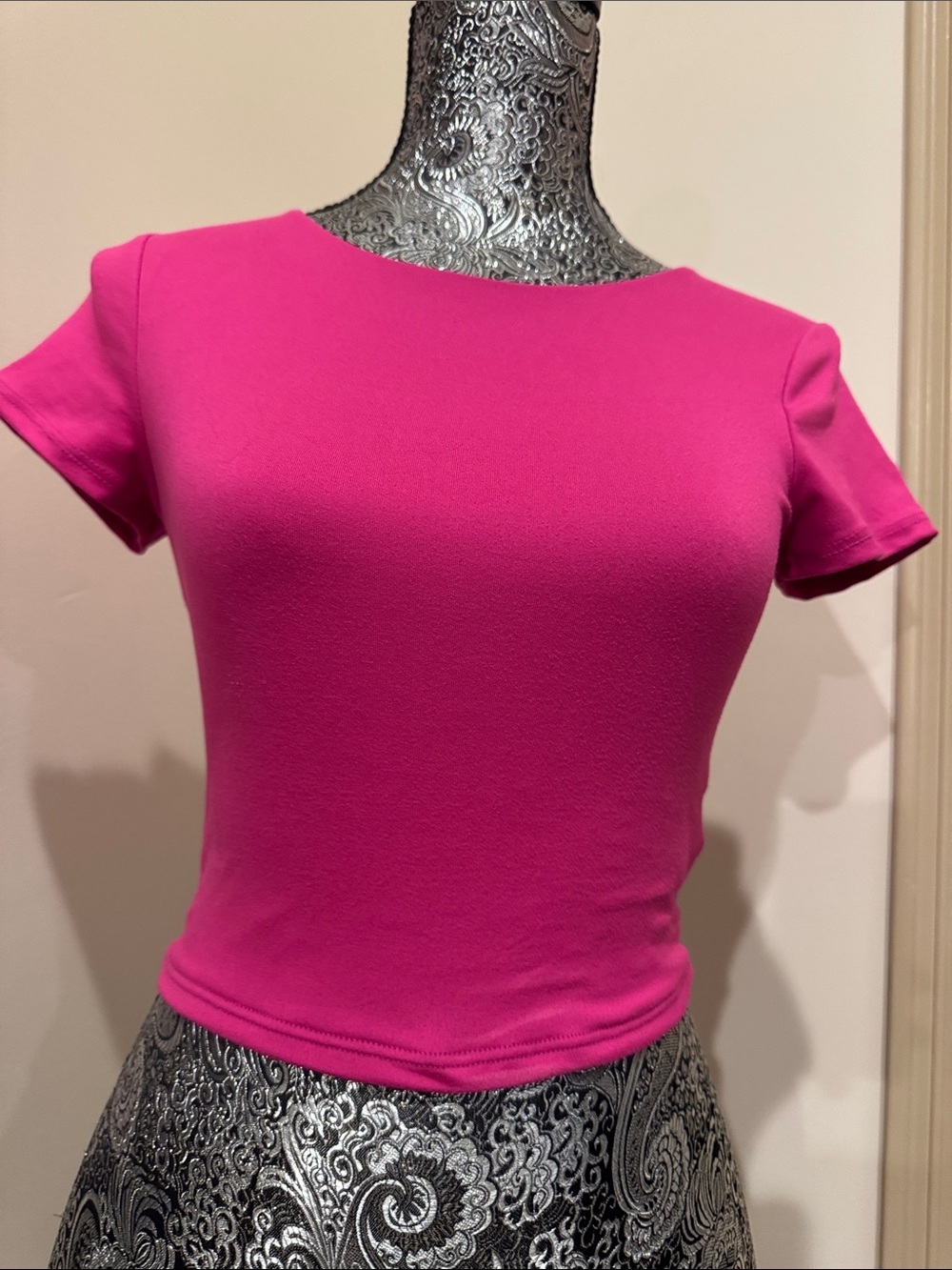 Women's Fitted Crewneck Top - Hot Pink